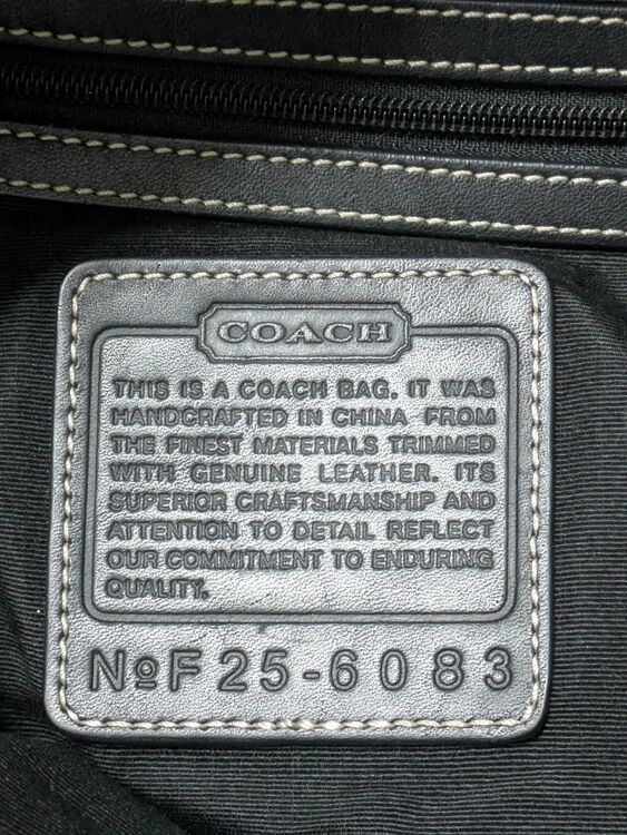 コーチバッグ（ブランドバッグ）の商品画像 - 査定依頼日：2025年9月23日 - 最高査定価格：1,000円