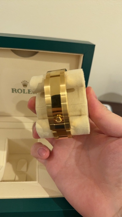 ロレックス サブマリーナー 126618LB（高級時計）の商品画像 - 査定依頼日：2026年2月15日 - 最高査定価格：6,600,000円