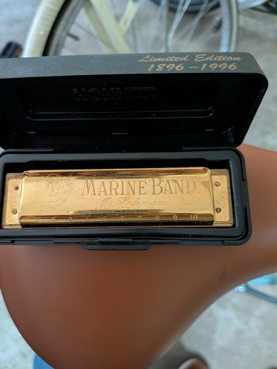 ホーナー社の100周年記念モデル1996年（ピアノ・楽器・PA機材）の商品画像 - 査定依頼日：2026年4月6日 - 最高査定価格：2,000円