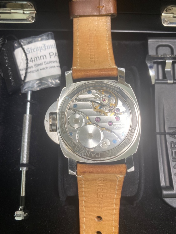 パネライ ルミノール PAM0011（高級時計）の商品画像 - 査定依頼日：2025年8月7日 - 最高査定価格：485,000円