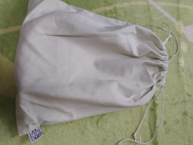 LOEWE　ショルダーバッグ（ブランドバッグ）の商品画像 - 査定依頼日：2025年6月4日 - 最高査定価格：23,000円