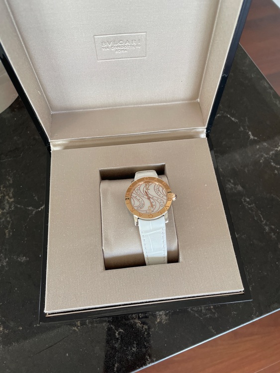 ブルガリ ブルガリブルガリ （高級時計）の商品画像 - 査定依頼日：2025年6月27日 - 最高査定価格：320,000円