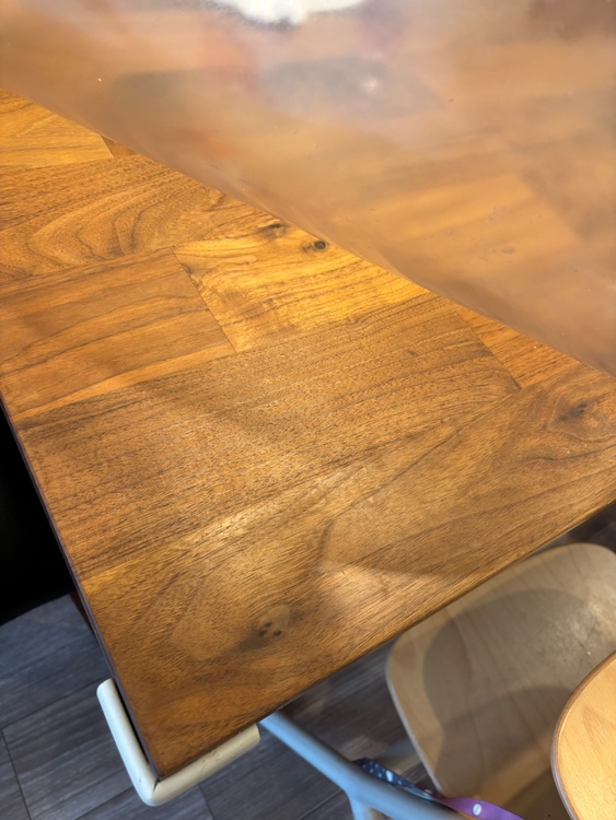 ダイニングテーブルとチェア4脚セット（家具・寝具）の商品画像 - 査定依頼日：2026年4月1日 - 最高査定価格：31,000円