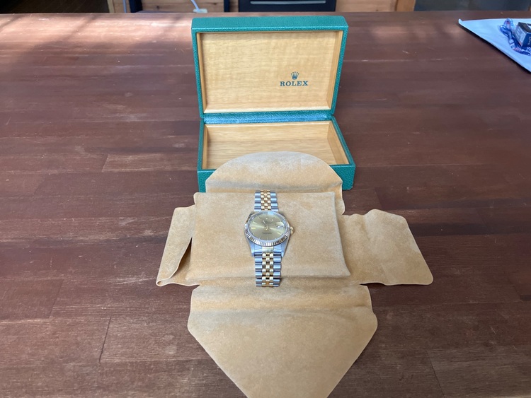 ロレックス デイトジャスト （高級時計）の商品画像 - 査定依頼日：2025年11月12日 - 最高査定価格：900,000円