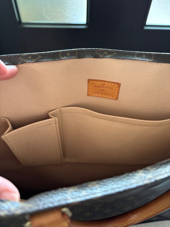 ルイヴィトン モノグラム （ブランドバッグ）の商品画像 - 査定依頼日：2025年2月9日 - 最高査定価格：75,000円