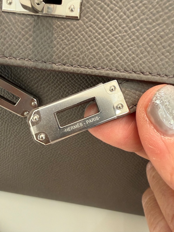 ケリー25（ブランドバッグ）の商品画像 - 査定依頼日：2026年1月12日 - 最高査定価格：2,800,000円