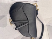 サドルバック（ブランドバッグ）の商品画像 - 査定依頼日：2026年4月3日 - 最高査定価格：275,000円