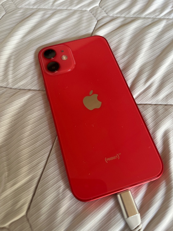 iPhone iPhone 12 mini 64GB SIMフリー（スマホ）の商品画像 - 査定依頼日：2026年9月10日 - 最高査定価格：8,500円