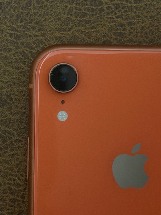 iPhone XR 64GB SIMフリー　コーラル（スマホ）の商品画像 - 査定依頼日：2026年5月16日 - 最高査定価格：4,000円