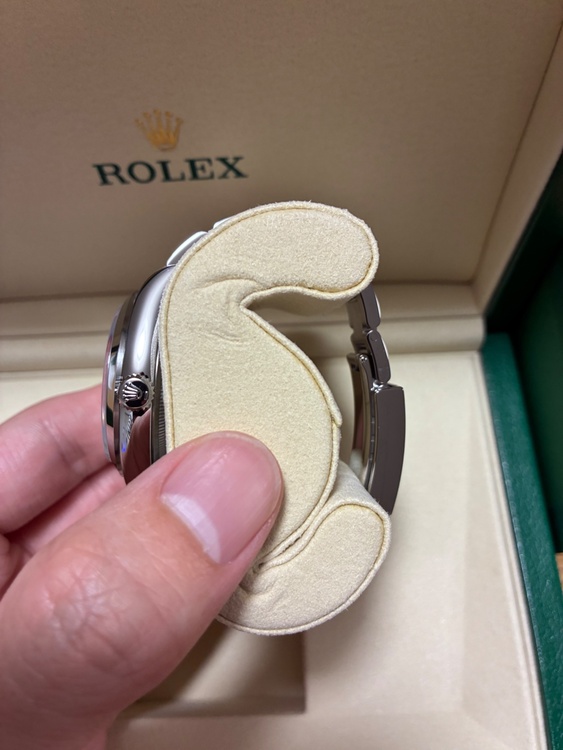 エクスプローラー（高級時計）の商品画像 - 査定依頼日：2026年4月27日 - 最高査定価格：1,570,000円