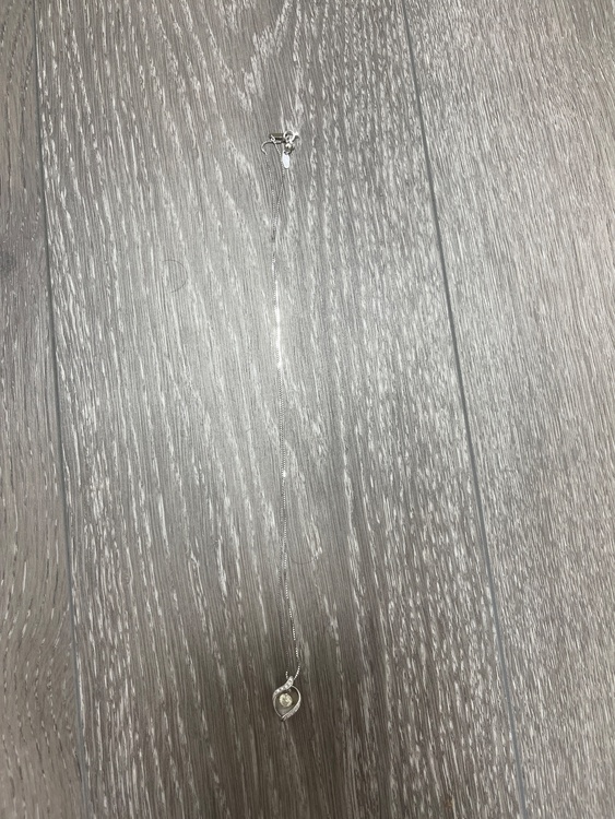 ネックレス　ホワイトゴールド（金・貴金属）の商品画像 - 査定依頼日：2026年4月14日 - 最高査定価格：80,000円