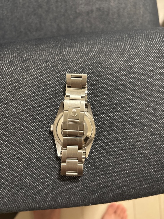 ロレックス エクスプローラー 11427（高級時計）の商品画像 - 査定依頼日：2025年8月24日 - 最高査定価格：920,000円