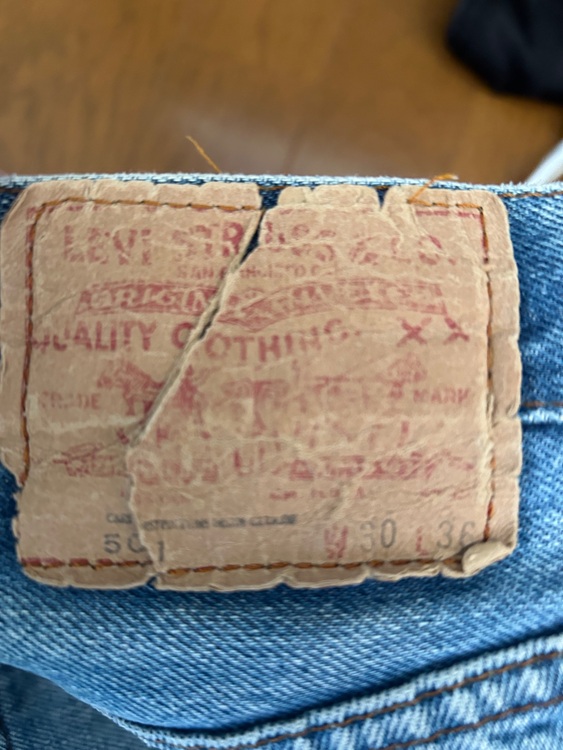 リーバイス 501 刻印524（古着・ファッション）の商品画像 - 査定依頼日：2025年10月10日 - 最高査定価格：100,000円