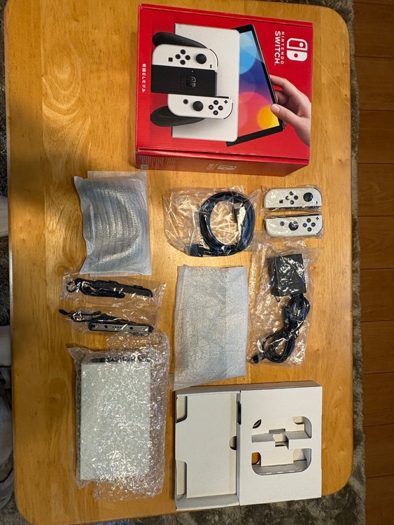 Nintendo  Switch 有機ELモデル（ゲーム機本体・ゲームソフト）の商品画像 - 査定依頼日：2025年12月16日 - 最高査定価格：15,500円