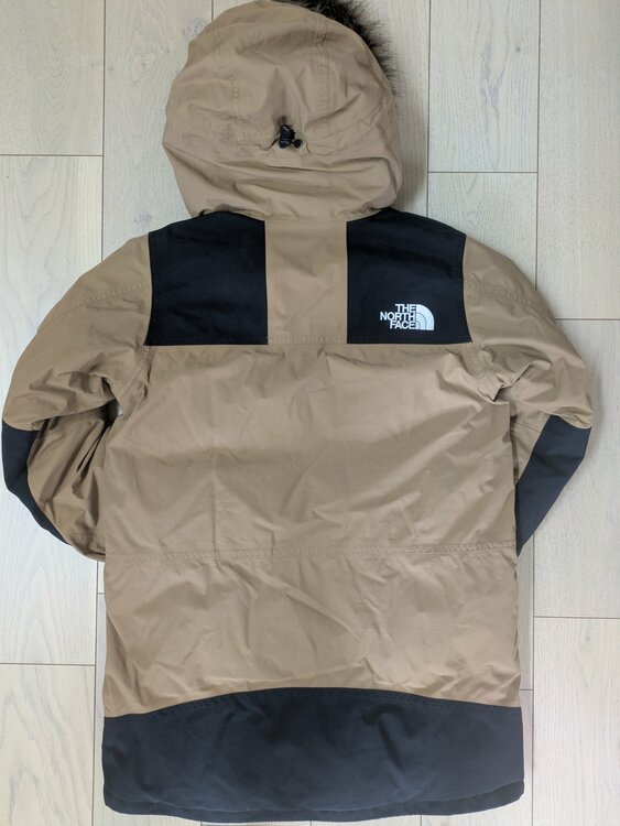 THE NORTH FACE ゴアテックスダウン　品番NDW1935（古着・ファッション）の商品画像 - 査定依頼日：2026年4月3日 - 最高査定価格：14,000円