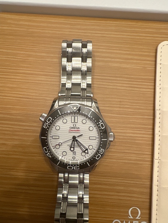 Seamaster Diver 300M （高級時計）の商品画像 - 査定依頼日：2026年4月2日 - 最高査定価格：680,000円