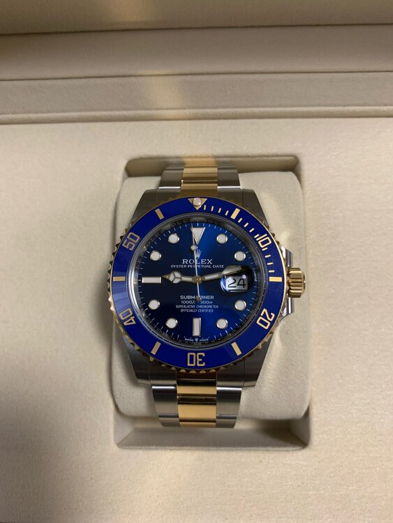 ロレックス サブマリーナー 126613Lb（高級時計）の商品画像 - 査定依頼日：2025年5月25日 - 最高査定価格：2,750,000円