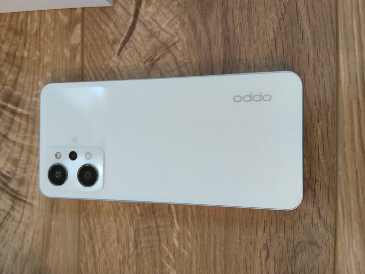 OPPO OPPO Reno9 A Y!mobile（スマホ）の商品画像 - 査定依頼日：2026年7月26日 - 最高査定価格：6,000円