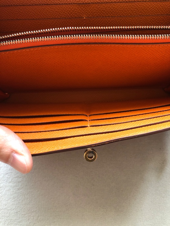 ケリーウォレット（ブランド財布・小物）の商品画像 - 査定依頼日：2025年9月10日 - 最高査定価格：100,000円