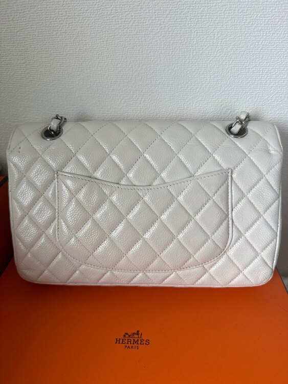 マトラッセ（ブランドバッグ）の商品画像 - 査定依頼日：2025年4月6日 - 最高査定価格：550,000円