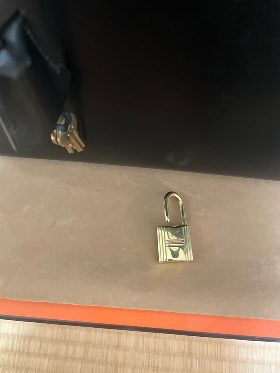 エルメス ケリー （ブランドバッグ）の商品画像 - 査定依頼日：2025年10月17日 - 最高査定価格：1,100,000円