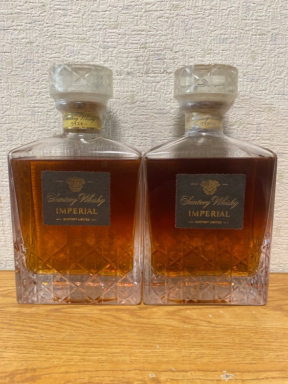 サントリーウイスキー インペリアル　600ml 43% 2本（お酒）の商品画像 - 査定依頼日：2026年1月7日 - 最高査定価格：95,500円