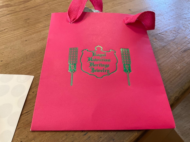 ハワイアンバングル（金・貴金属）の商品画像 - 査定依頼日：2025年10月18日 - 最高査定価格：200,000円