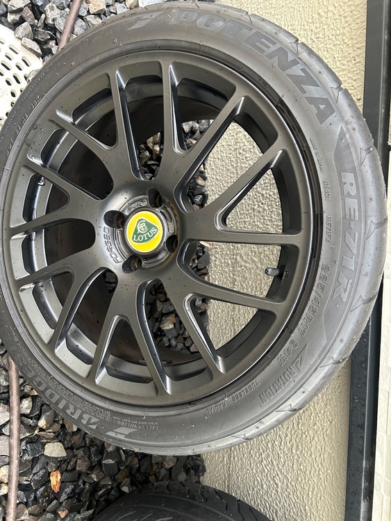 タイヤホイール　ロータスエリーゼ（カー用品）の商品画像 - 査定依頼日：2026年2月19日 - 最高査定価格：12,000円