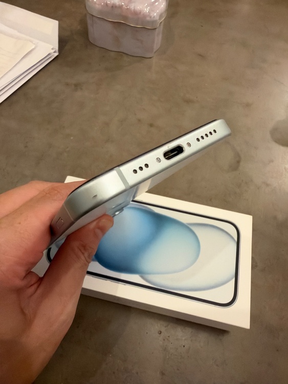 iPhone15（スマホ）の商品画像 - 査定依頼日：2026年9月21日 - 最高査定価格：76,000円