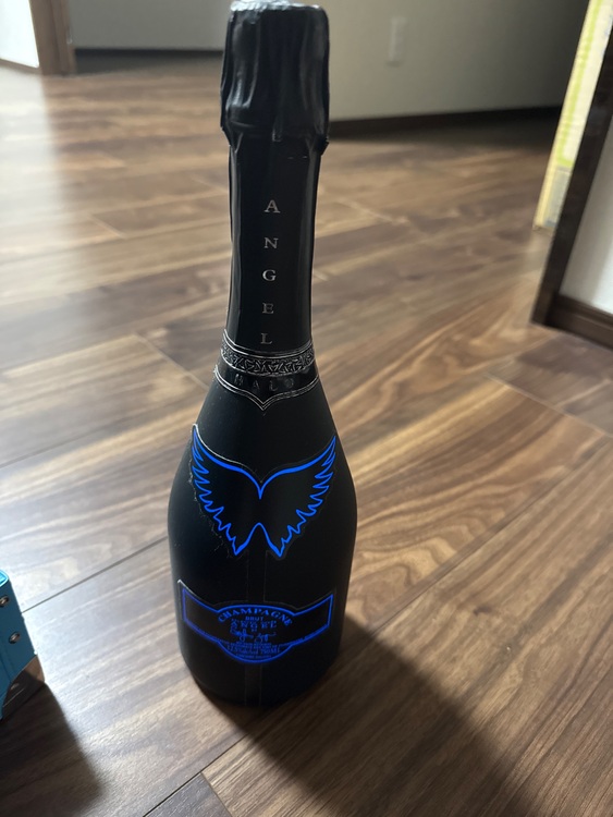 シャンパン シャンパン(その他) （お酒）の商品画像 - 査定依頼日：2025年6月16日 - 最高査定価格：20,000円