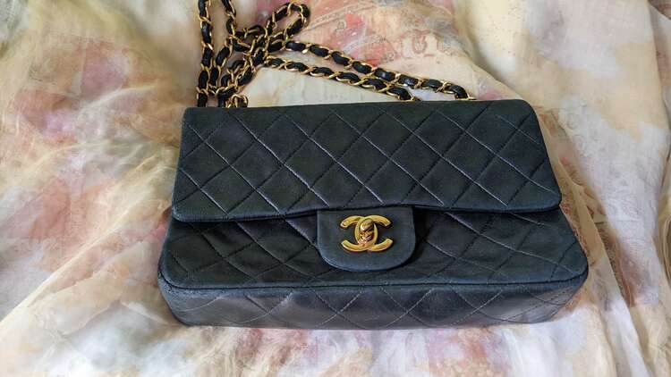 2010222（ブランドバッグ）の商品画像 - 査定依頼日：2025年1月23日 - 最高査定価格：291,000円