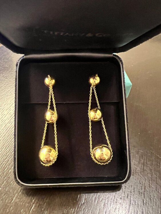 ティファニートリプル ドロップ ピアス（金・貴金属）の商品画像 - 査定依頼日：2024年1月12日 - 最高査定価格：320,000円