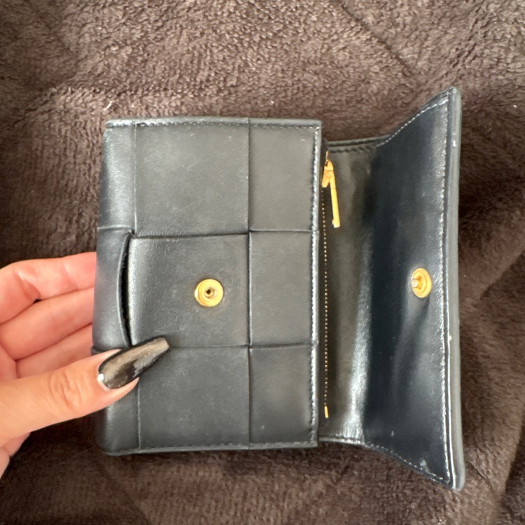 ボッテガ・ヴェネタ  （ブランドバッグ）の商品画像 - 査定依頼日：2025年9月30日 - 最高査定価格：25,000円