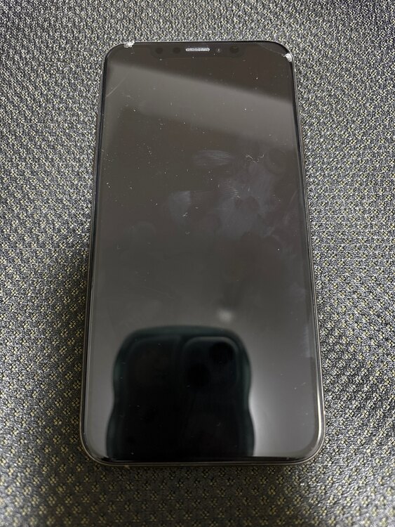 iPhoneXS（スマホ）の商品画像 - 査定依頼日：2025年3月17日 - 最高査定価格：10,000円