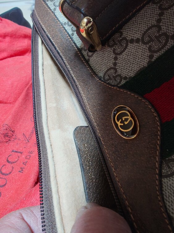 グッチ  （ブランドバッグ）の商品画像 - 査定依頼日：2026年1月30日 - 最高査定価格：20,000円