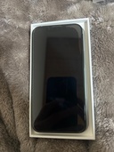 iPhone13mini（スマホ）の商品画像 - 査定依頼日：2026年2月18日 - 最高査定価格：27,000円