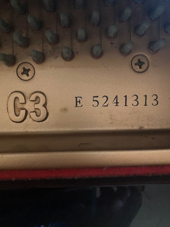 C3（ピアノ・楽器・PA機材）の商品画像 - 査定依頼日：2025年8月25日 - 最高査定価格：4,000円