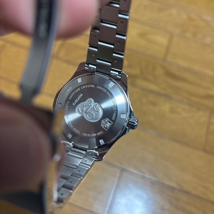 タグホイヤー WAP2010 アクアレーサー キャリバー5（高級時計）の商品画像 - 査定依頼日：2025年10月22日 - 最高査定価格：100,000円