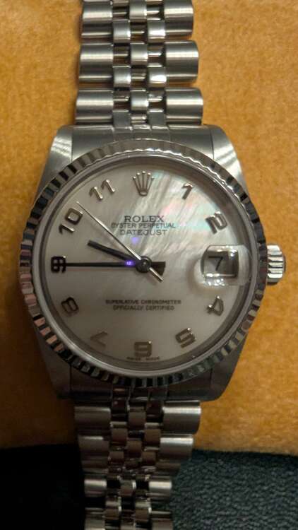 ロレックス パーペチュアルデイト 68274NA（高級時計）の商品画像 - 査定依頼日：2025年3月17日 - 最高査定価格：550,000円