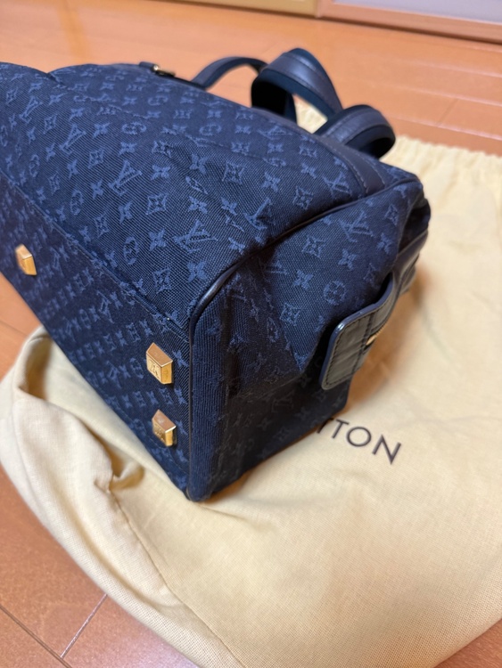 ジョセフィーヌ GM（ブランドバッグ）の商品画像 - 査定依頼日：2026年3月15日 - 最高査定価格：40,000円