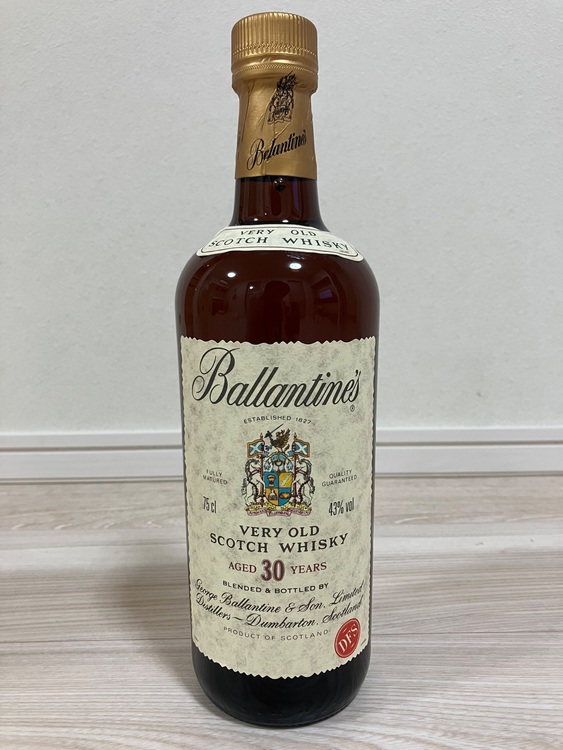 30年　DFS（お酒）の商品画像 - 査定依頼日：2025年7月28日 - 最高査定価格：18,000円