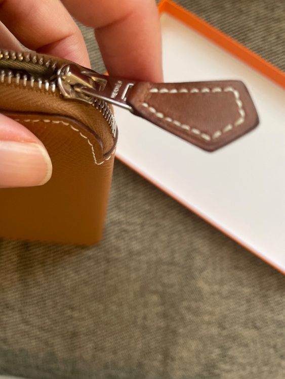 アザップシルクイン（ブランド財布・小物）の商品画像 - 査定依頼日：2025年12月3日 - 最高査定価格：80,000円