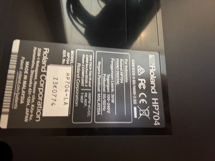 HP704（ピアノ・楽器・PA機材）の商品画像 - 査定依頼日：2025年12月7日 - 最高査定価格：31,000円