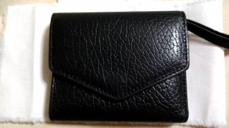Maison Margiela 二つ折り財布（ブランド財布・小物）の商品画像 - 査定依頼日：2025年10月4日 - 最高査定価格：20,000円