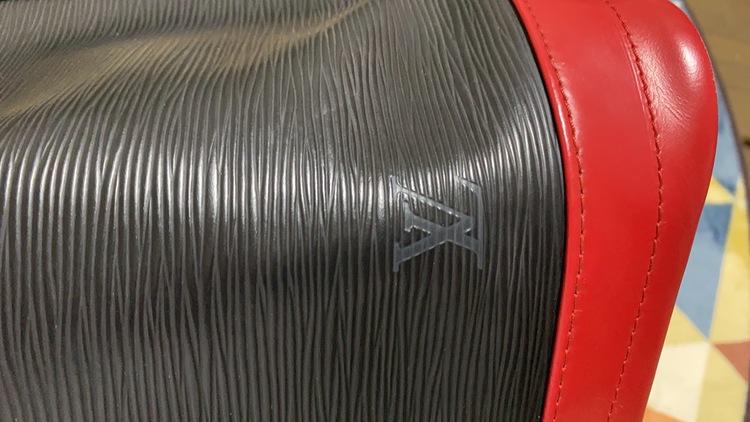 ノエ バイカラー（ブランドバッグ）の商品画像 - 査定依頼日：2022年5月25日 - 最高査定価格：30,000円