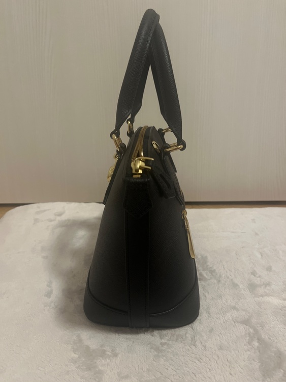 その他 サマンサタバサ （ブランドバッグ）の商品画像 - 査定依頼日：2025年10月13日 - 最高査定価格：4,000円