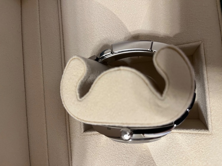 224270 エクスプローラⅠ 40（高級時計）の商品画像 - 査定依頼日：2025年6月13日 - 最高査定価格：1,350,000円