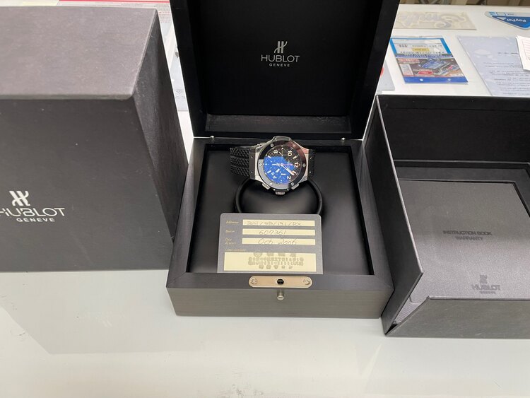 ビッグバン　黒文字盤（高級時計）の商品画像 - 査定依頼日：2025年1月17日 - 最高査定価格：750,000円