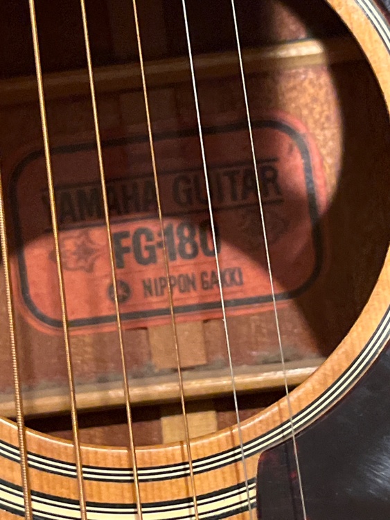 FG180（ピアノ・楽器・PA機材）の商品画像 - 査定依頼日：2026年1月13日 - 最高査定価格：19,000円