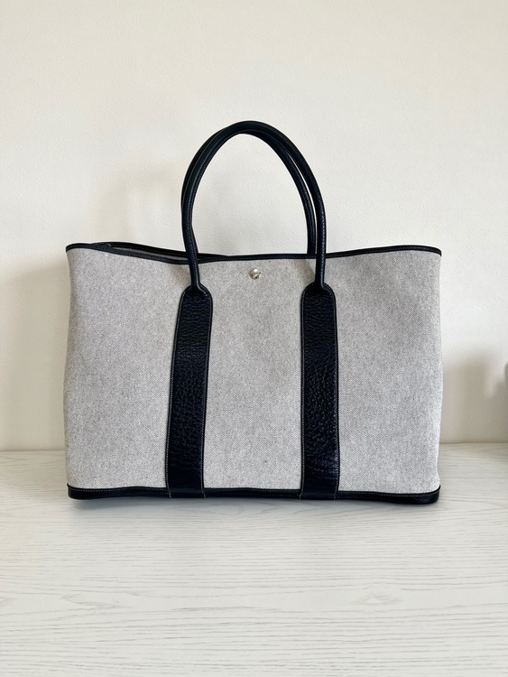 ガーデンパーティGM（ブランドバッグ）の商品画像 - 査定依頼日：2022年7月9日 - 最高査定価格：80,000円